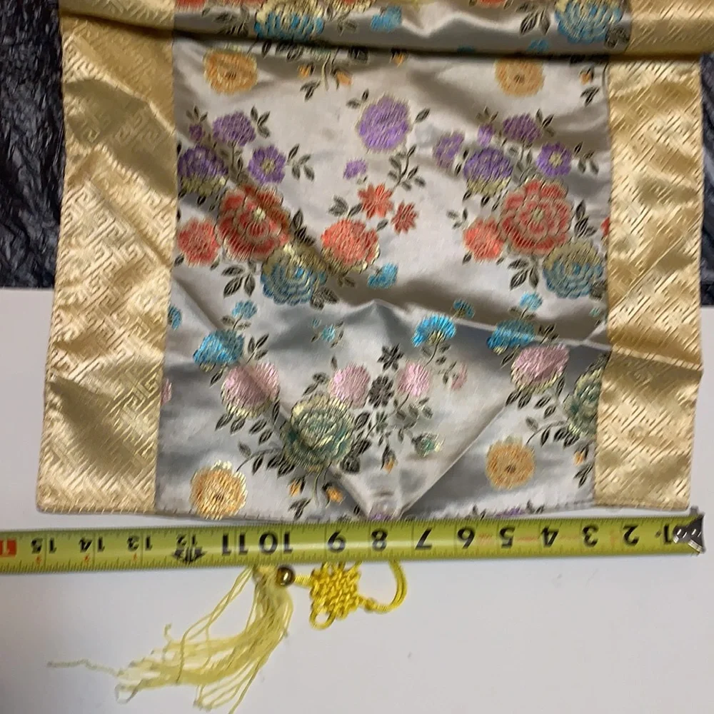 ELEGANT TABLE RUNNER ORIENTAL FLORAL FULLY LINED 74” LONG 15” WIDE